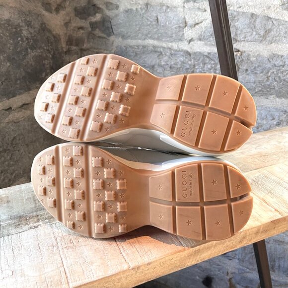 Gucci Ivory Leather Interlocking GG Rhyton Chunky Sneakers - Picture 8 of 12